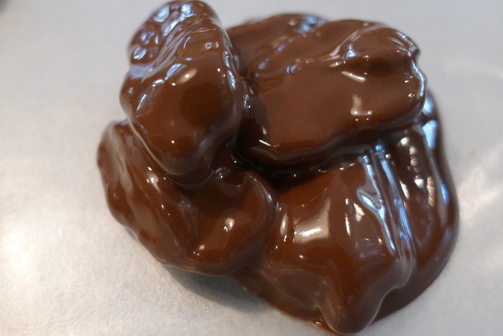 Sugartown Sweets Roasted Pecan Clusters