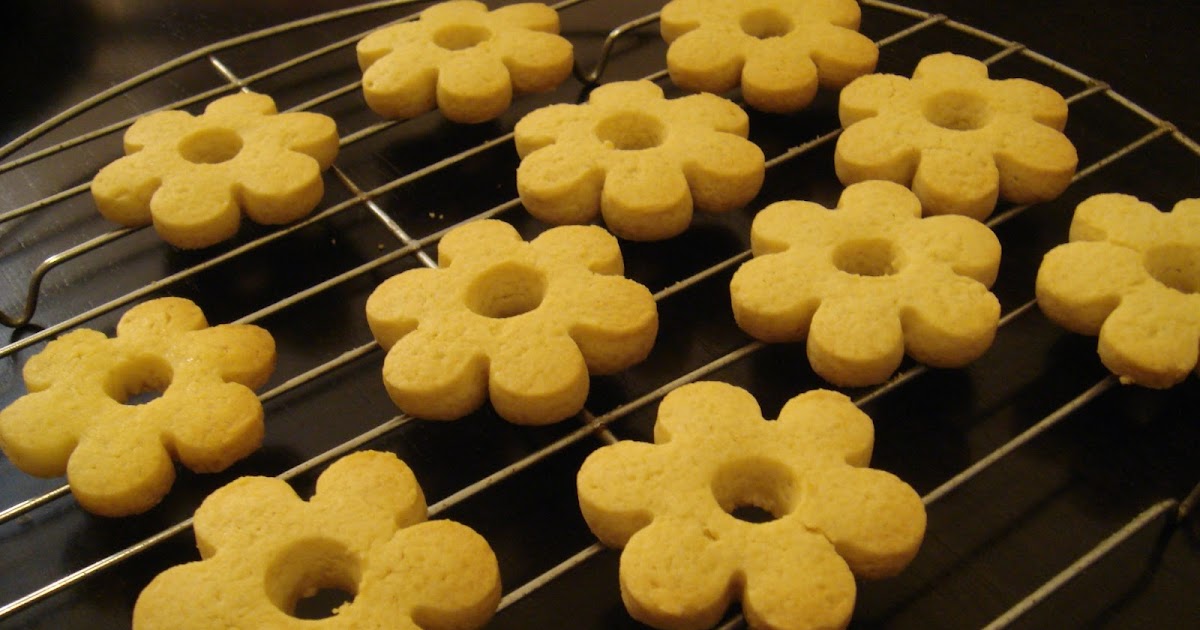 Austin n Iris Family: Chinese New Year 2013 | Traditional Butter Cookies