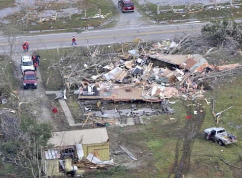 tornadoes mobile vs