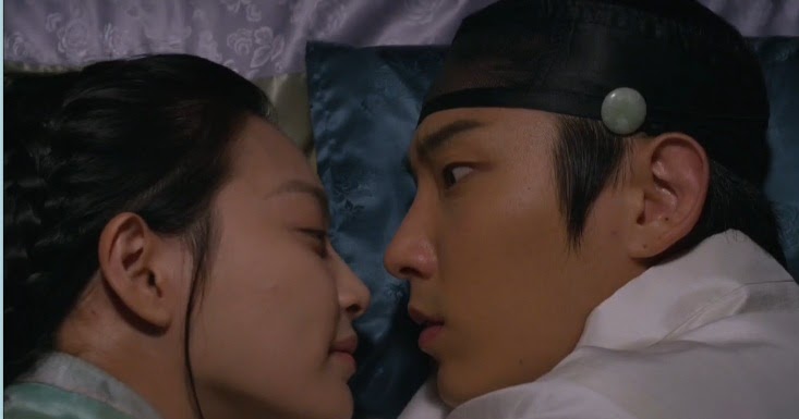 Here are Arang and Kim Eun Oh best moment (episode 3 ) 
