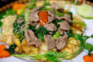Fried Noodles (Phở Chiên Phồng) Fried Noodles (Phở Chiên Phồng)