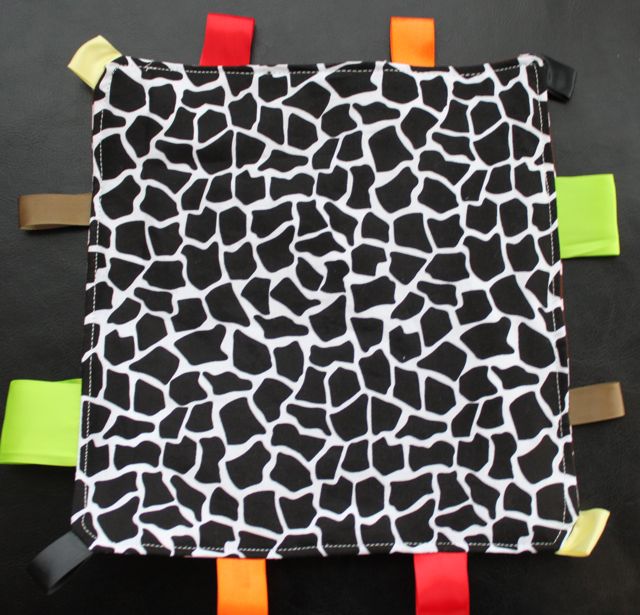 everywhere orange Crinkle Taggie Toy Tutorial