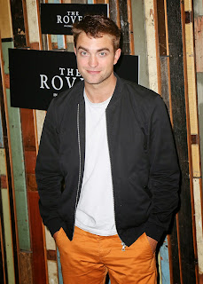 http://www.robstendreams.com/2014/06/rob-at-rover-sydney-photocall.html