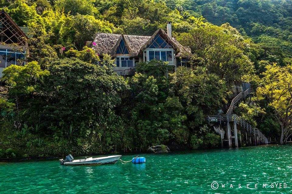 Bienes Raíces Oslemor En venta terreno en lago de Atitlan