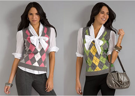 http://4.bp.blogspot.com/-L7KaM-N4PPs/TzUuZGJxr3I/AAAAAAAAJWo/OpQwv3_FQNU/s640/2-in-1-Sweater-Vest.jpg