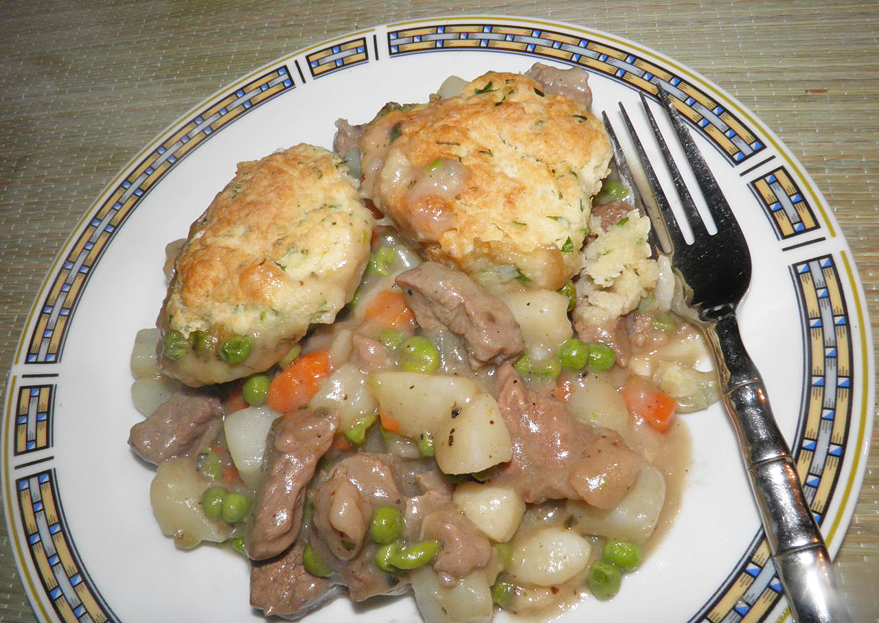 Docaitta Lifestyle Old Time Biscuittopped Beef Pot Pie