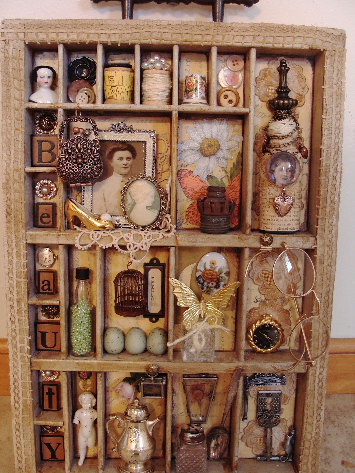 My Art Journal: Altered Boxes &amp; Assemblages