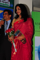 Singer Sunitha hot photos in saree Singer Sunitha hot photos in saree