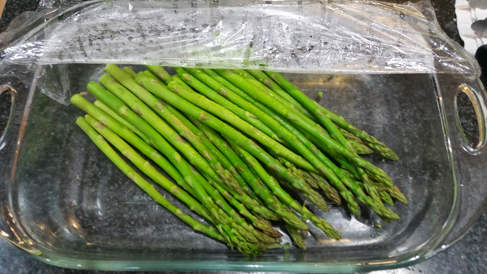 AtHomeWithNicole Freezing Asparagus