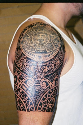 Aztec tattoo designs seek to portray the magnificent tribe of people from central Mexico, the Aztecs. They existed way back in the 12th century. They practiced architectural designs that have been the subject of many researches. If you want ancient artistry, identify with a culture and appreciate creativity, then choose Aztec tattoo designs. The uniqueness of their art makes Aztec designs to be easily identifiable as these designs are representative of their culture and practices. Thus, having any of Aztec designs is a thing of pride and honor.The ancient Aztec pyramid has become an infamous symbol of sun worship and child sacrifice. Nevertheless, sporting this tattoo may suggest power and prestige. Other design ideas include the sun, calendar, eagle, and Aztec gods, which maybe presented through a symbol. Upon choosing your Aztec symbol, decide on the size of your design. One must be prepared for a long tattooing session because Aztec art is very complicated. The more focus the tattoo master gives on the details the more beautiful the finished work will be. What could be surprising is when you have beautiful Aztec clothing while showing off your new Aztec tattoo. Uniqueness is the essence of possessing this ancient kind of tattoo. Consider it some kind of rare collection if you have an ancient Aztec design on any part of your body. Be prepared to talk about it by studying Aztec culture because for sure somebody could not avoid asking about your tattoo.