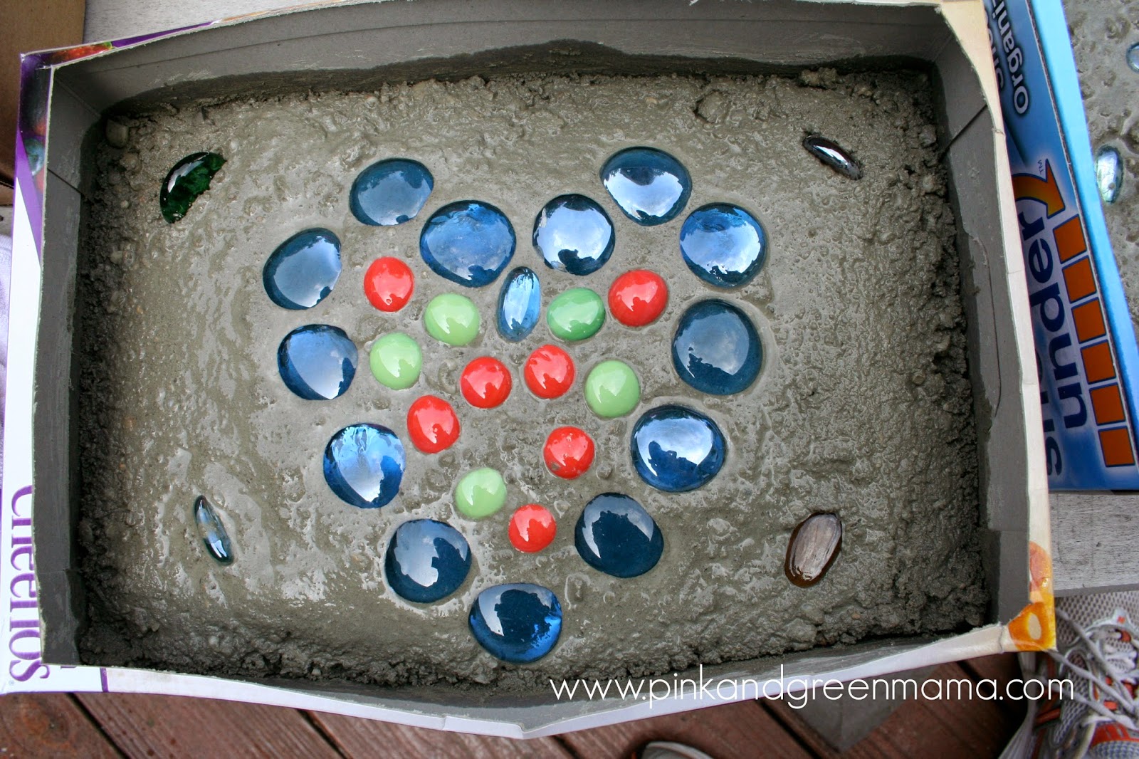 Kid Friendly Stepping Stones Homemade Kid Friendly Stepping Stones Homemade