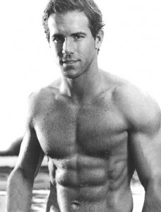 topless & naked male celebrities: Ryan Reynolds topless