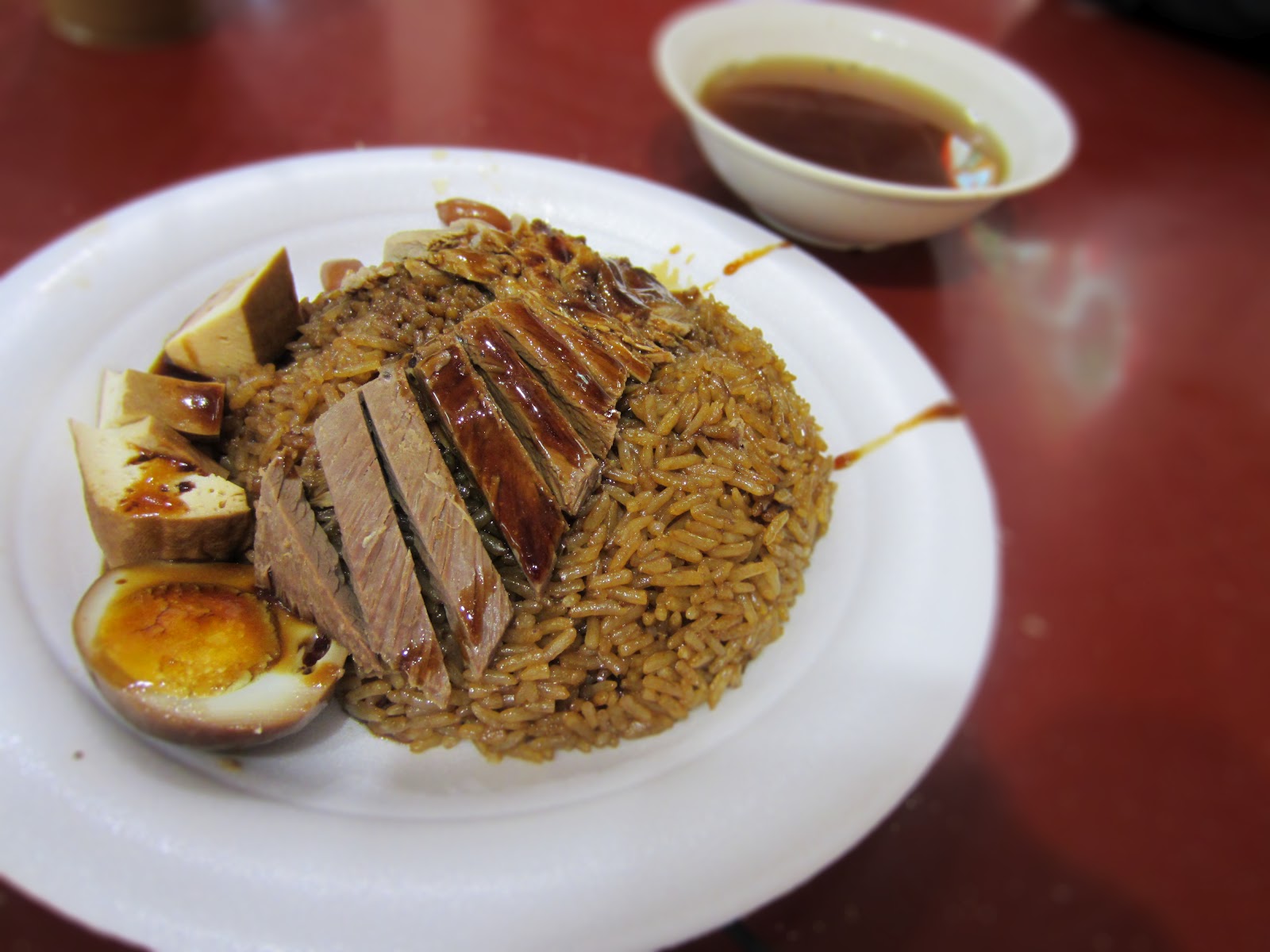 Things to Eat in Singapore Duck Rice and Popiah