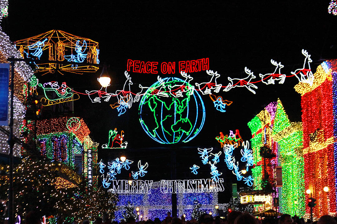 A SoCal Story The best dancing Christmas lights ever