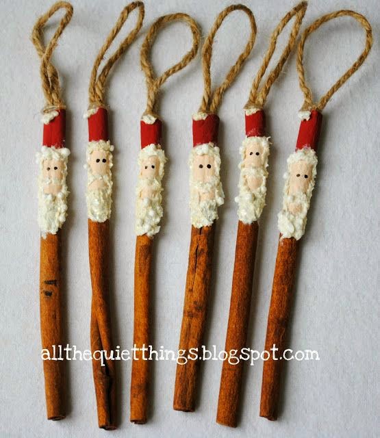 Décorations de Noël avec des bâtons de cannelle