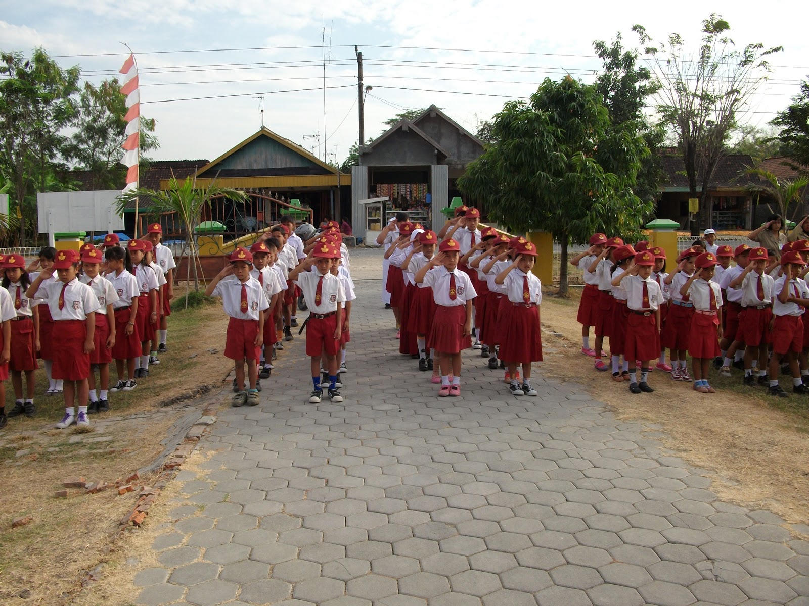 Kegiatan Upacara SDN 2 Jetaksari.