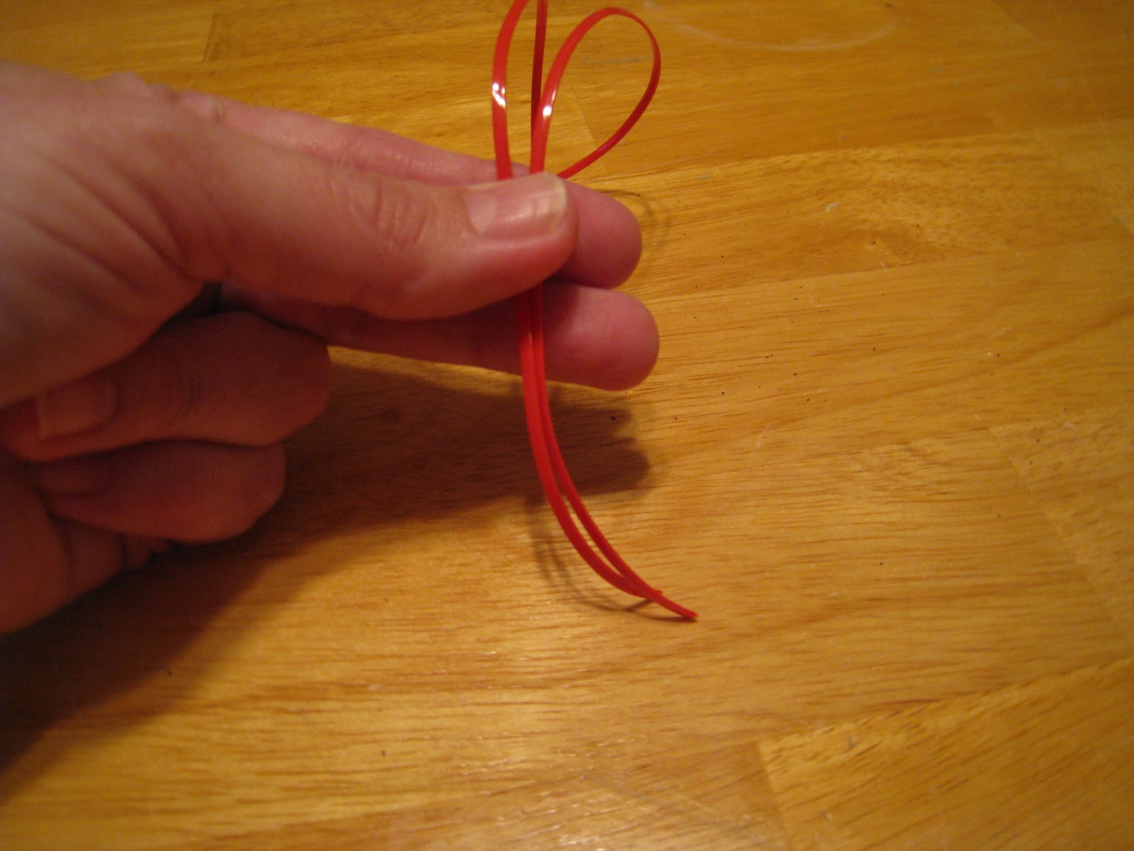 Crafts 4 Camp How to Tie an Overhand Knot