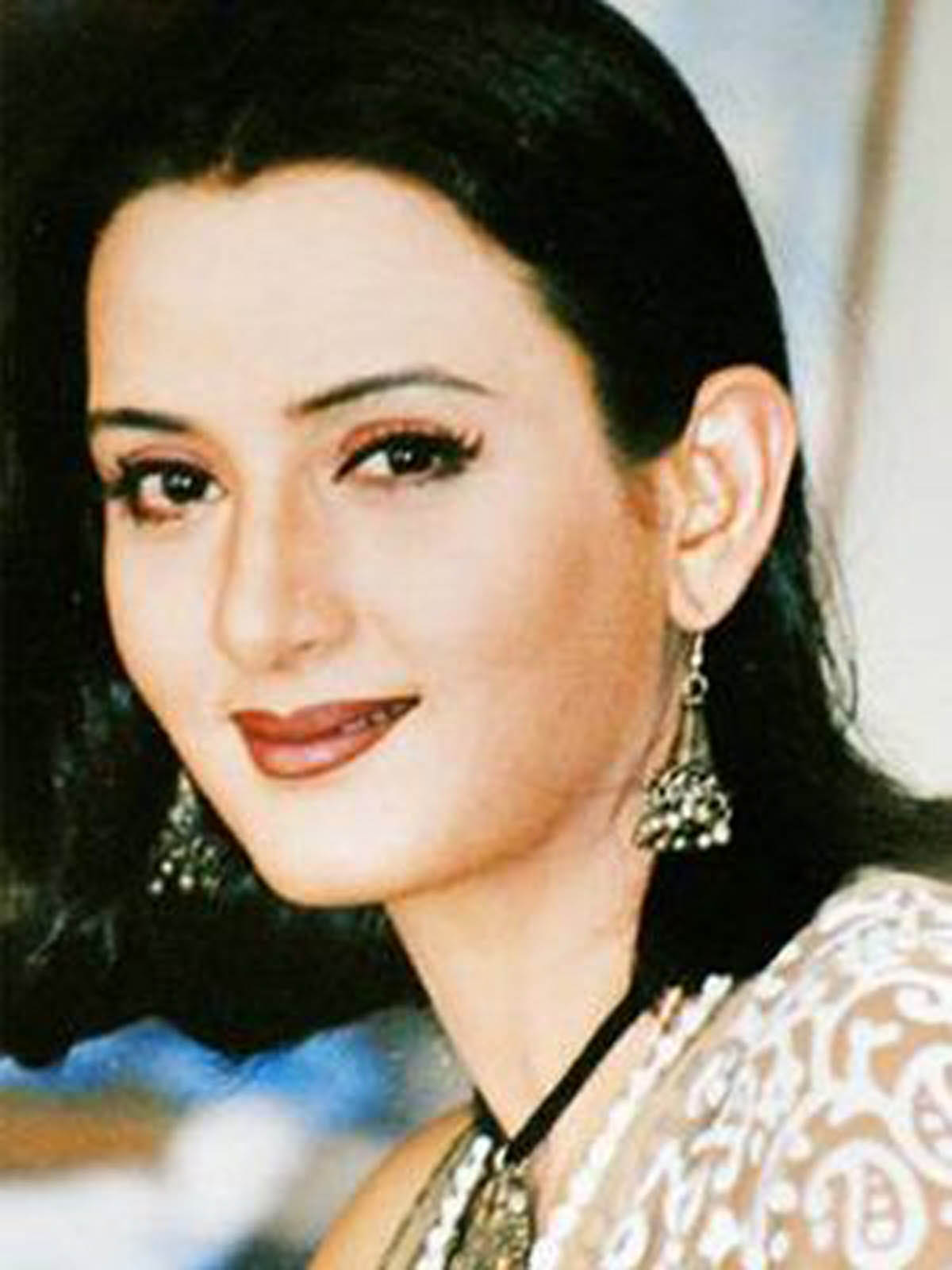 Watch Farah Naaz video Watch Farah Naaz video