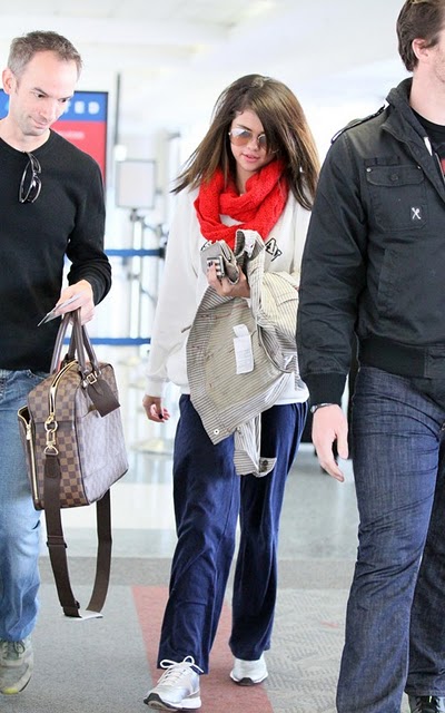 selena gomez without makeup lax. Photos of Selena Gomez at LAX Airport in Los Angeles