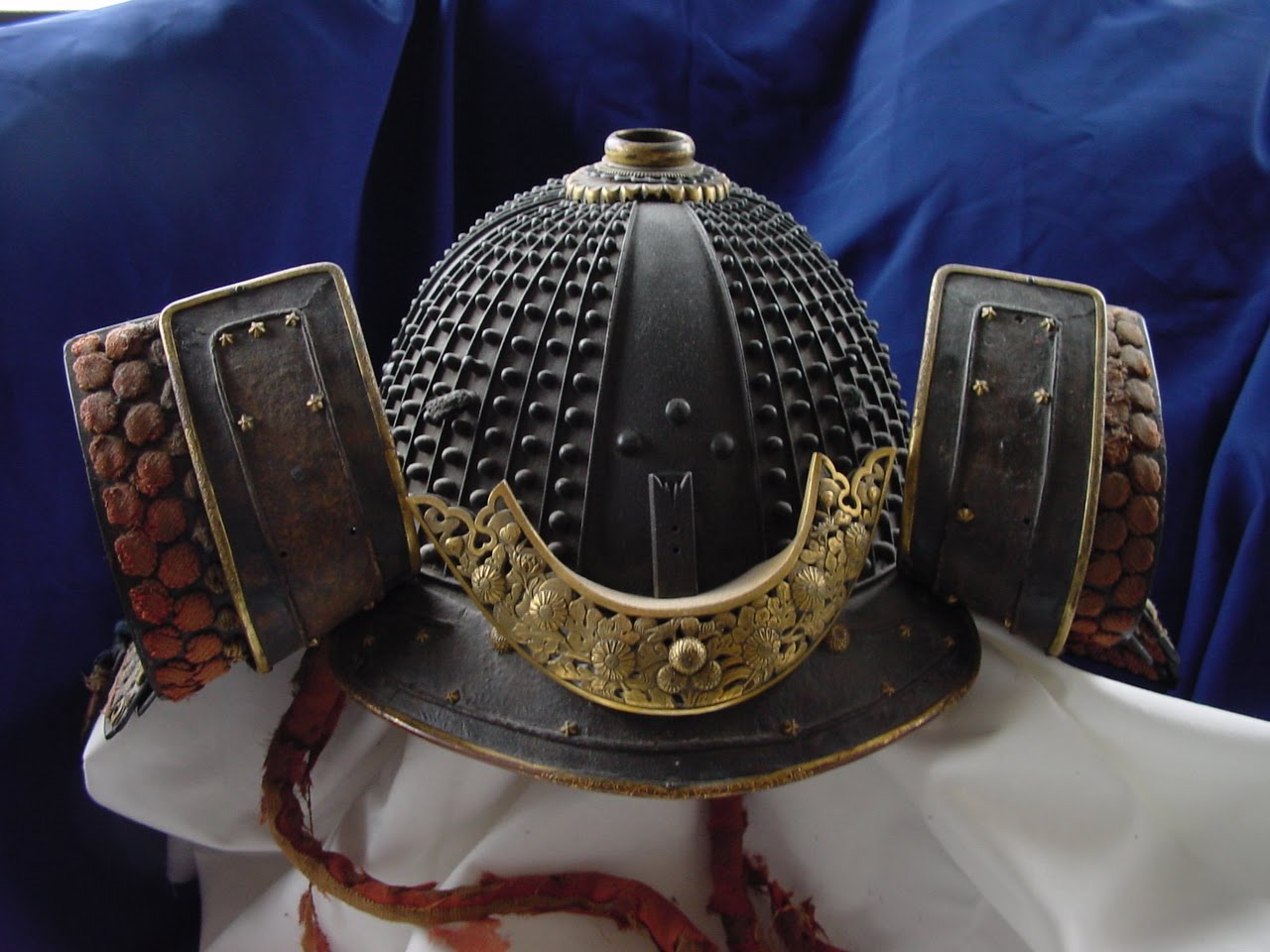 Japanese Warrior Helmet - Viewing Gallery
