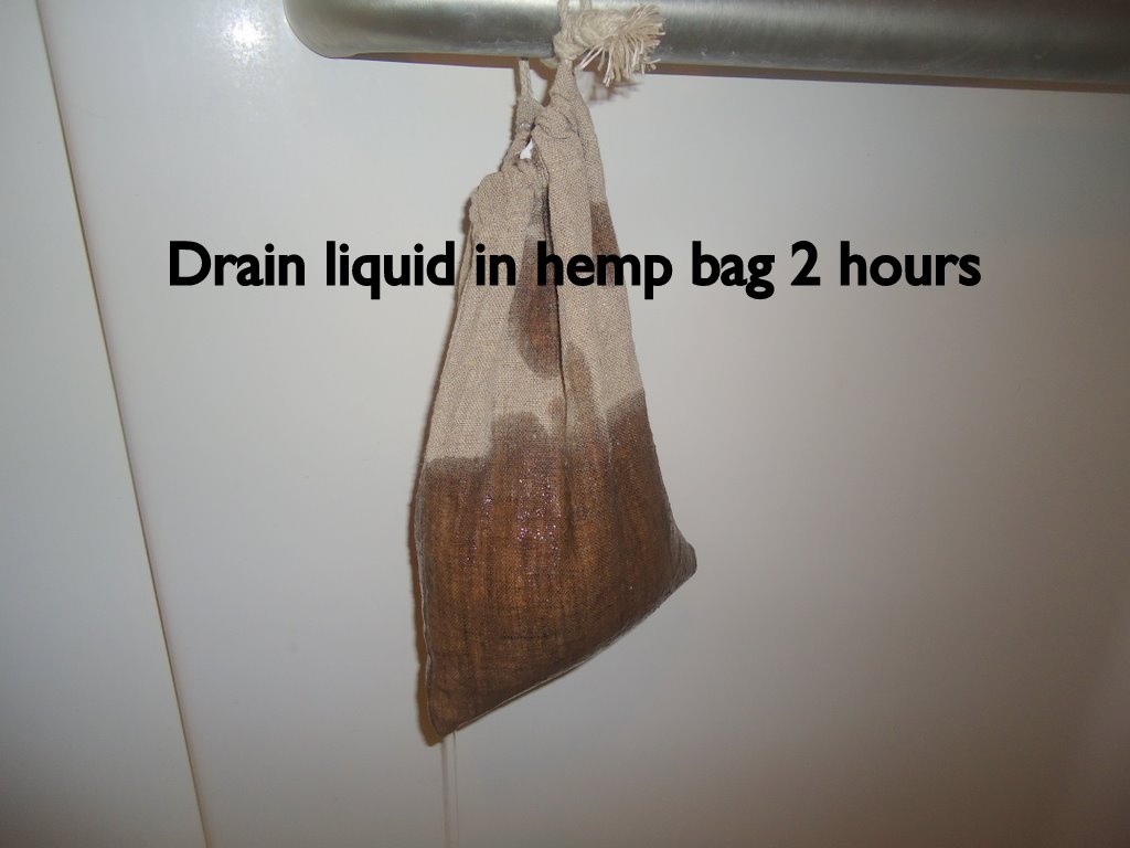 Miss Barb's Kitchen: D.I.Y., Fat-Free Greek Style Yogurt