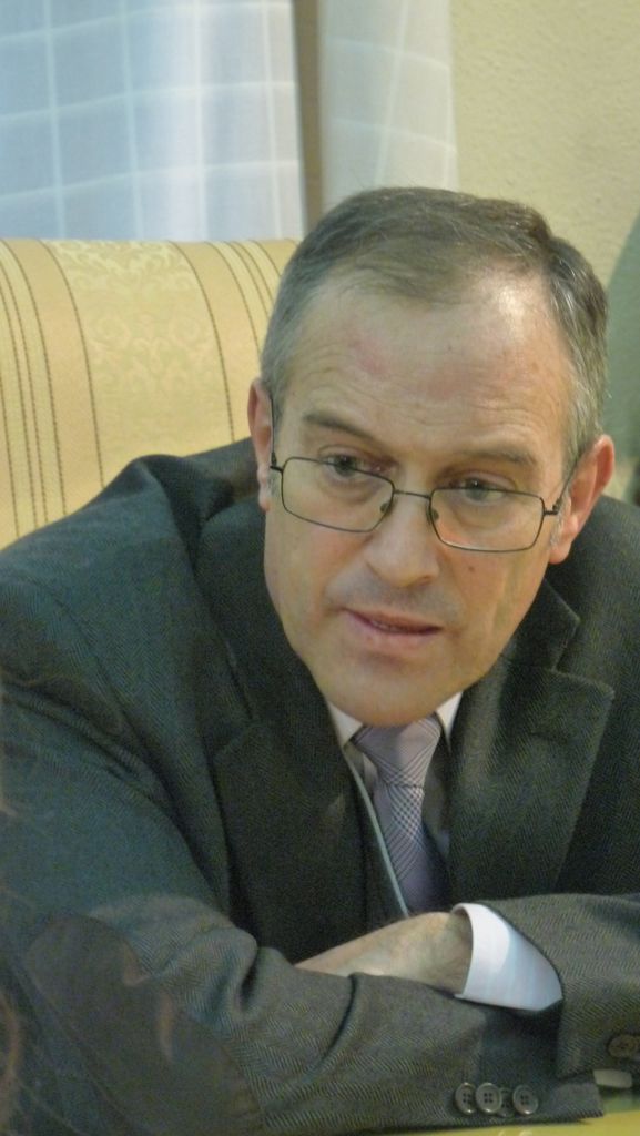 Entre tú y yo Próxima entrevista Pedro López