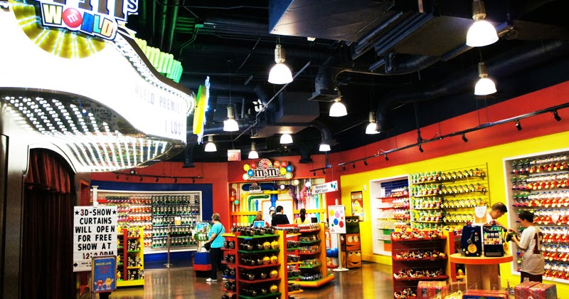 M&amp;M's World ~ Dollymic