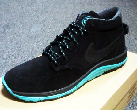 nike lunar braata mid