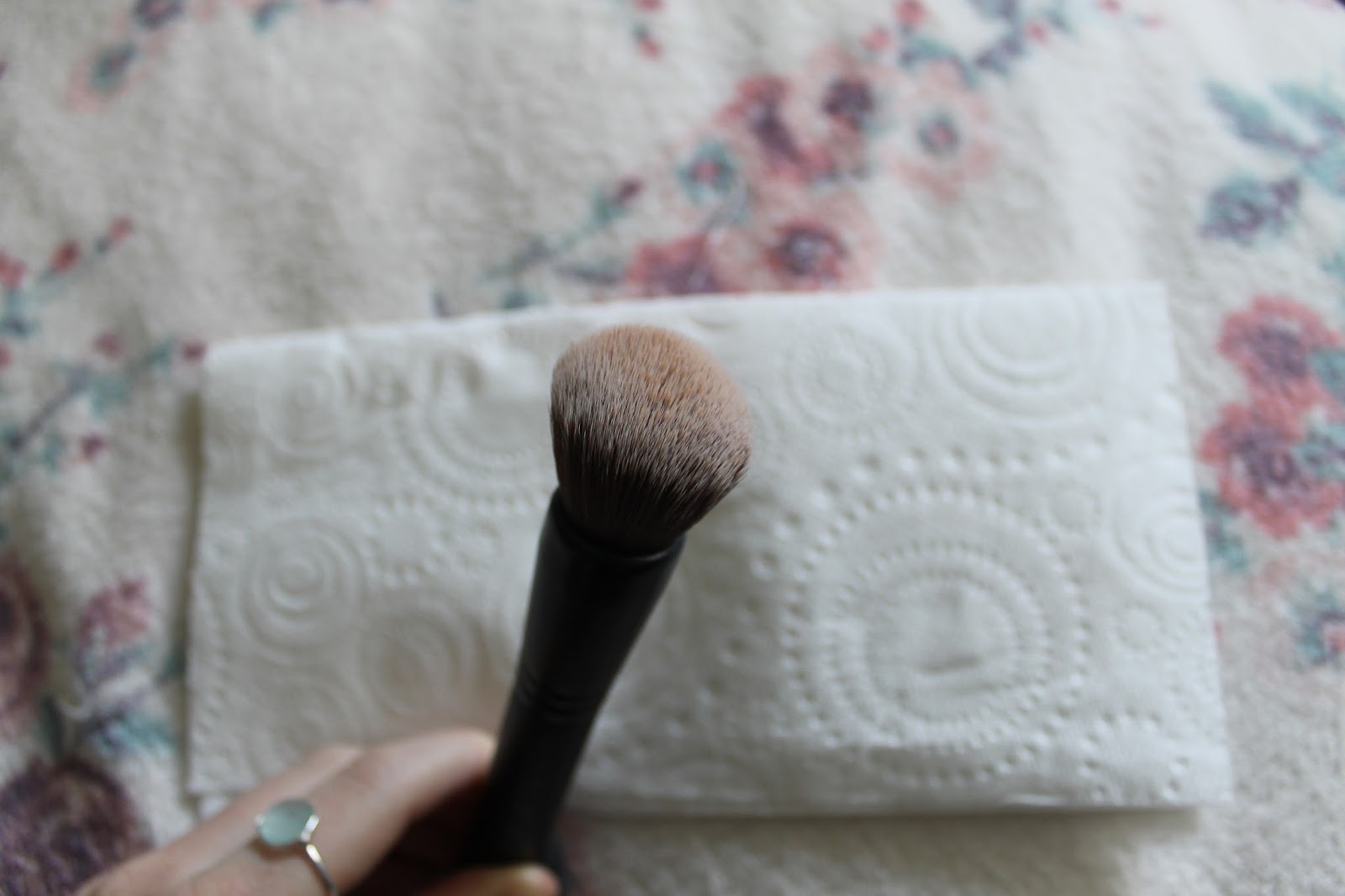 Everything But The Kitchen Sink Beauty Review Primark MakeUp Brush