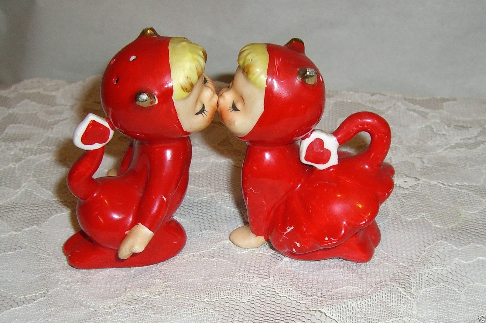 Sir Thrift A lot 10 Hot Vintage Valentines Day Gifts