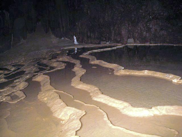 Surga Alam Bawah Tanah Maros Surga Alam Bawah Tanah Maros