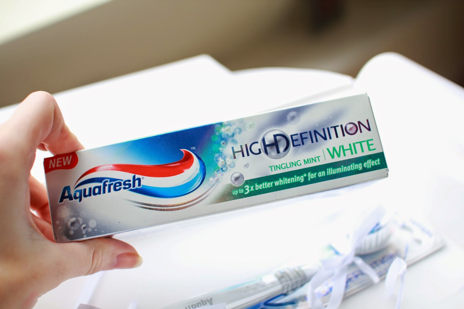 Whitening Heroes Colgate Vs Aquafresh Inthefrow