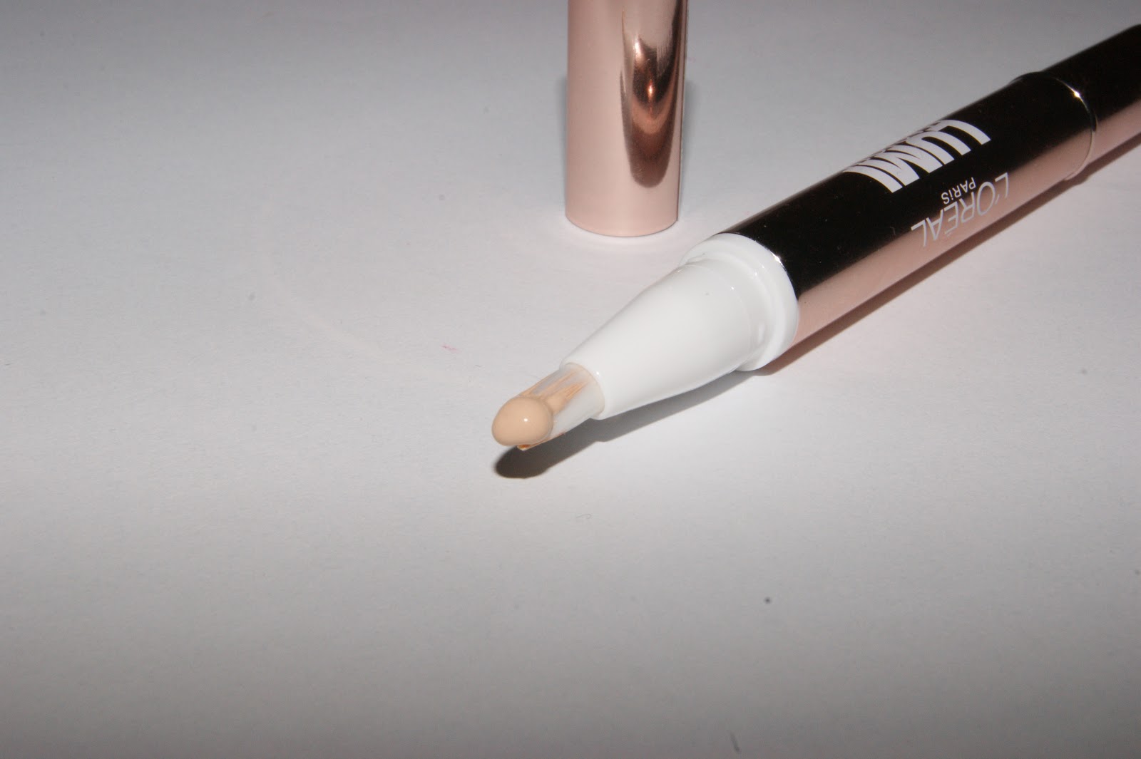 L'Oreal Lumi Magique Highlighter Pen Review The Sunday Girl