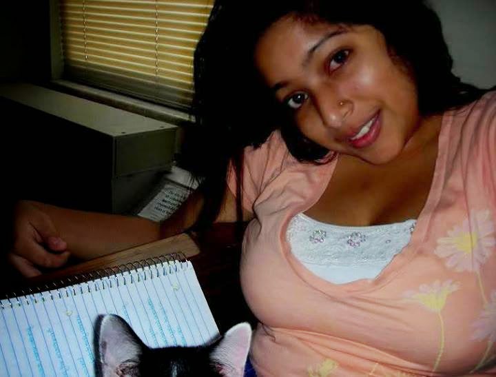 In Pictures: SELFIE Mandira