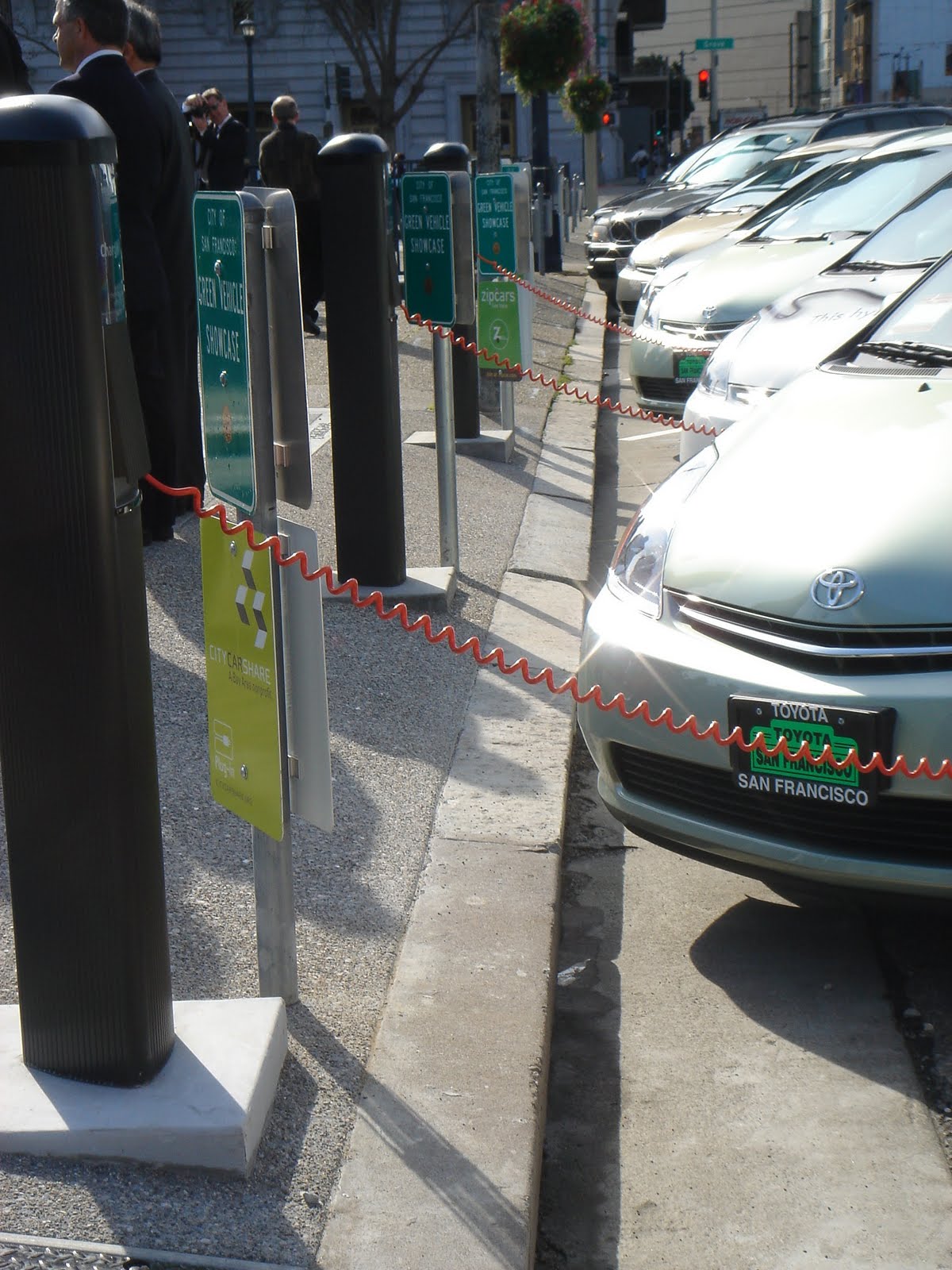 InTransition Magazine Electric Car Movement Gets a Jolt from White House