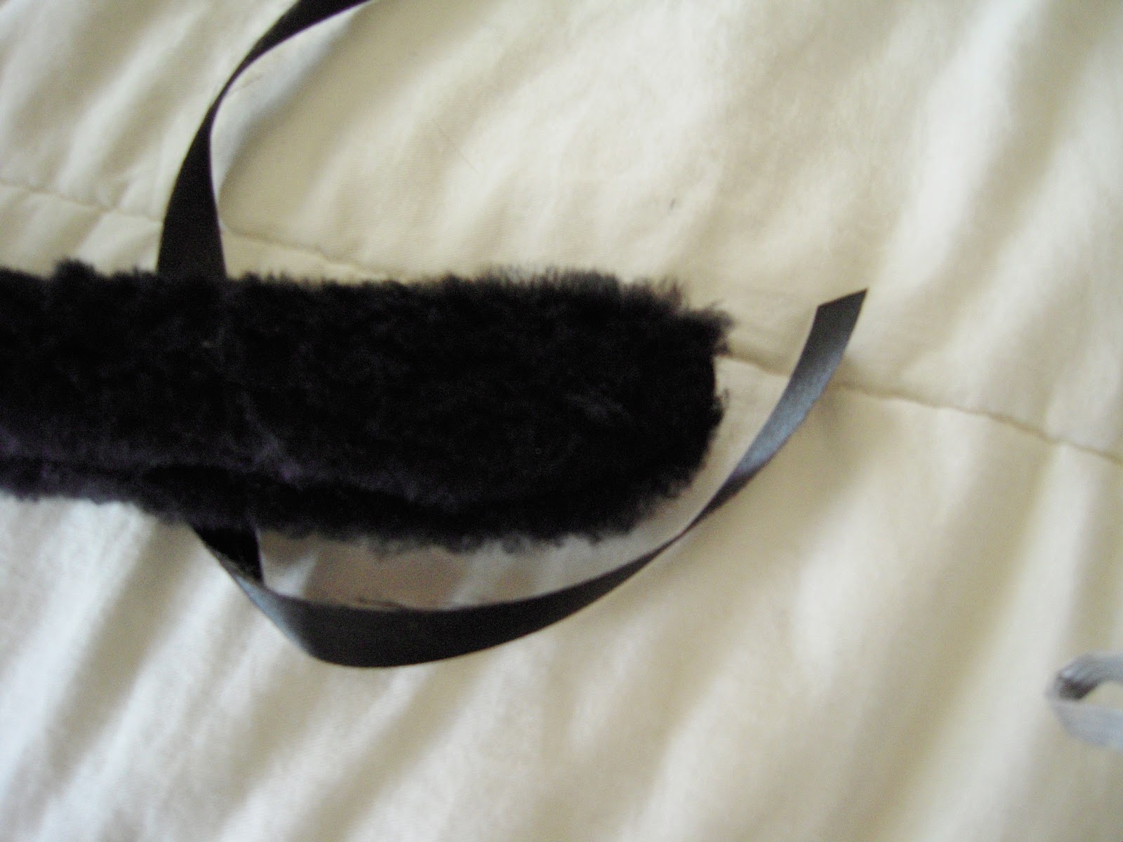 The Road to Crafty 31 Days of Halloween 2012 Day 9 DIY Cat Tail