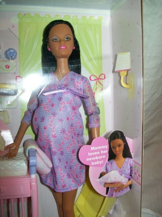 Pregnant Barbie - InsaneTwist