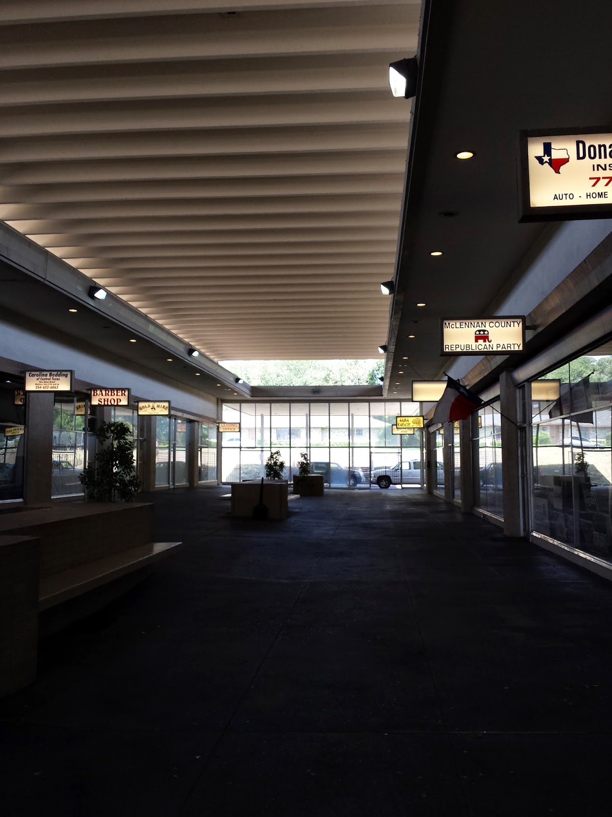 The Louisiana and Texas Retail Blogspot Westview Village Shopping