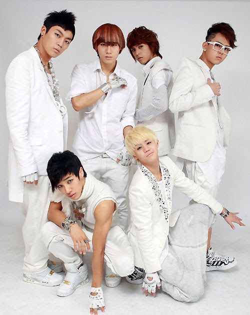 BLOOM 8A: Lirik Lagu Beast Fiction