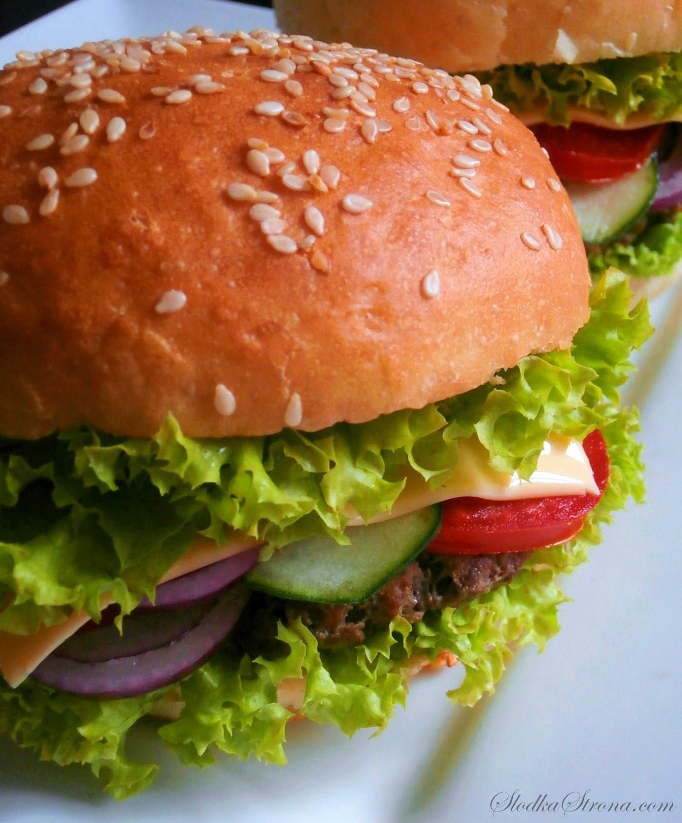 Domowy Cheeseburger - Przepis - Słodka Strona