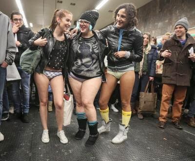 NO PANTS SUBWAY RIDE