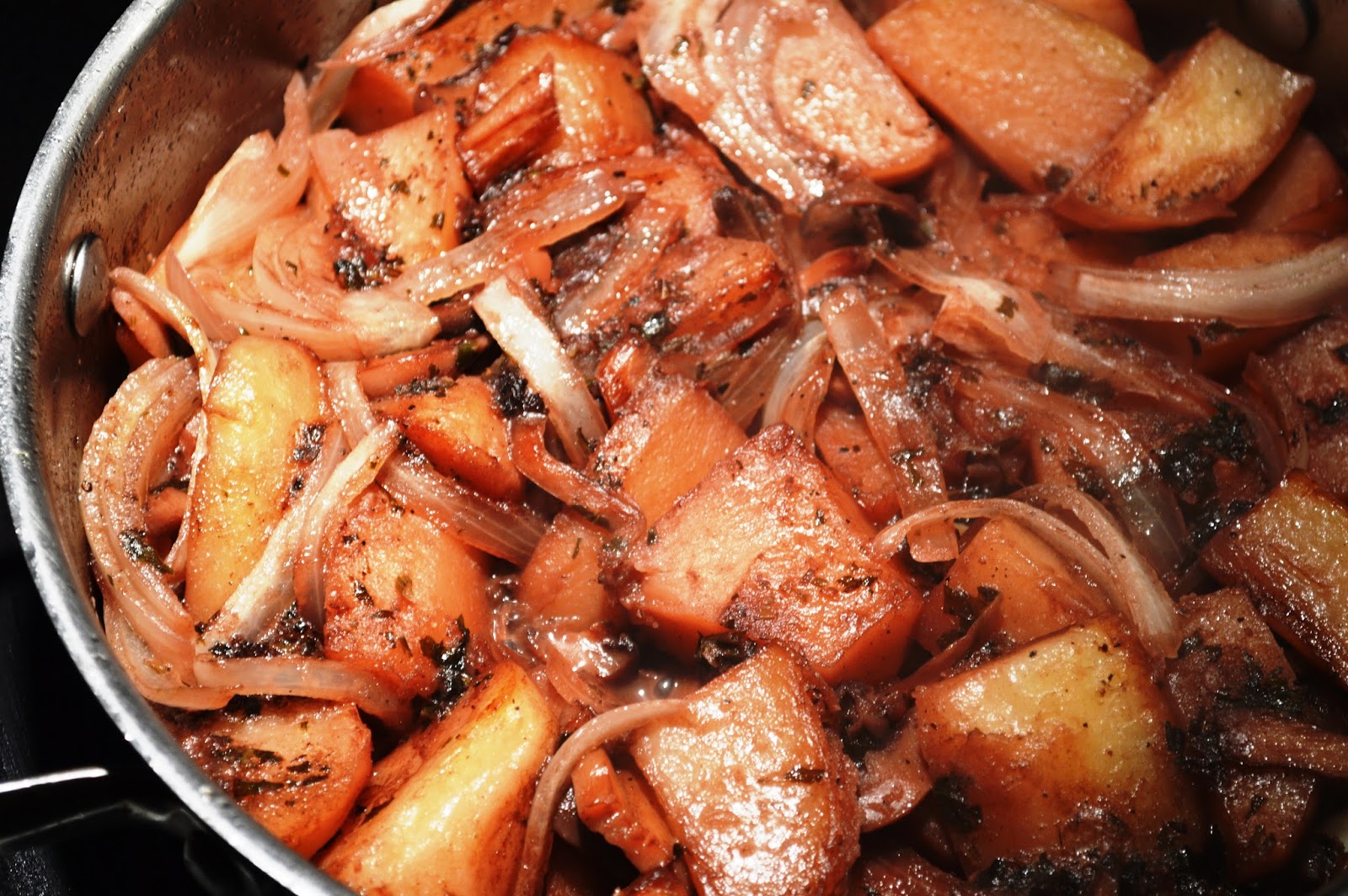 Clever Soiree Red Wine Potatoes