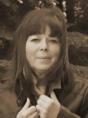 http://www.emons-verlag.de/autoren/veronika-a-grager