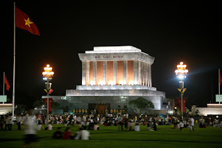 HCM mausoleum-night HCM mausoleum-night