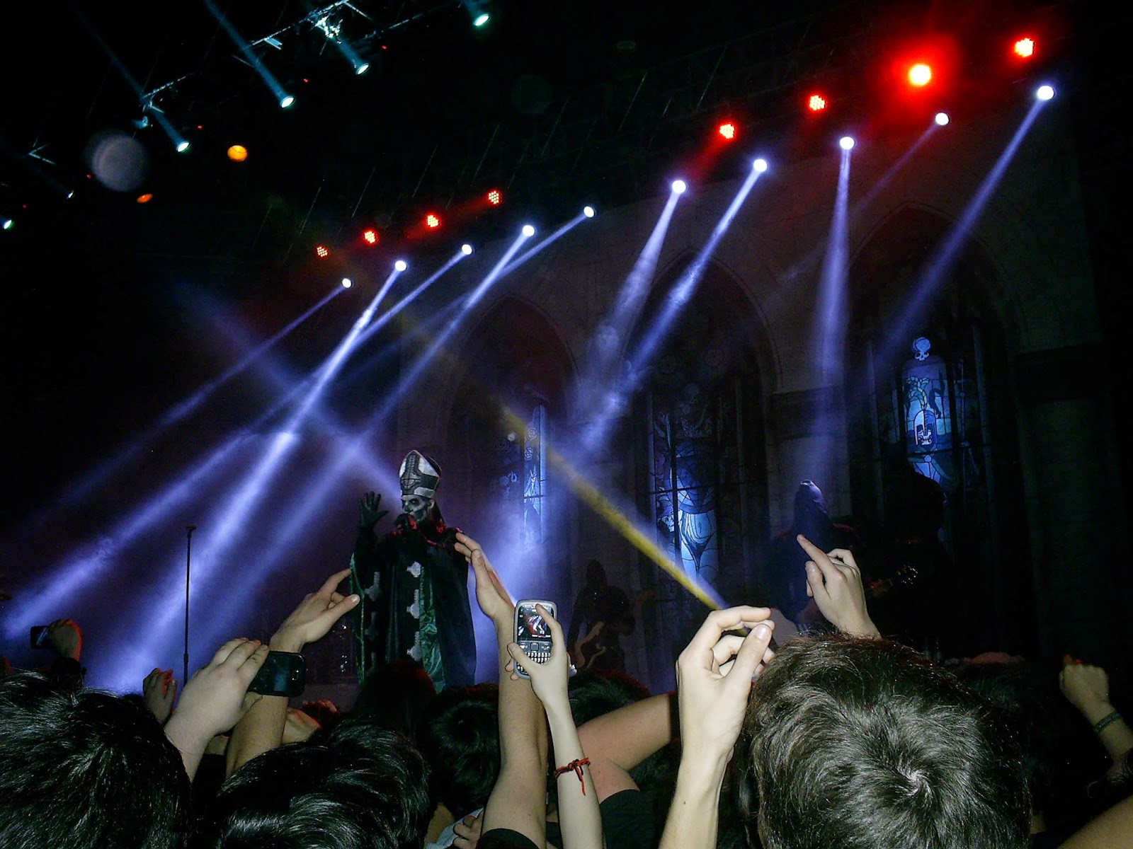 GHOST EN CHILE TEATRO CAUPOLICAN 2092014