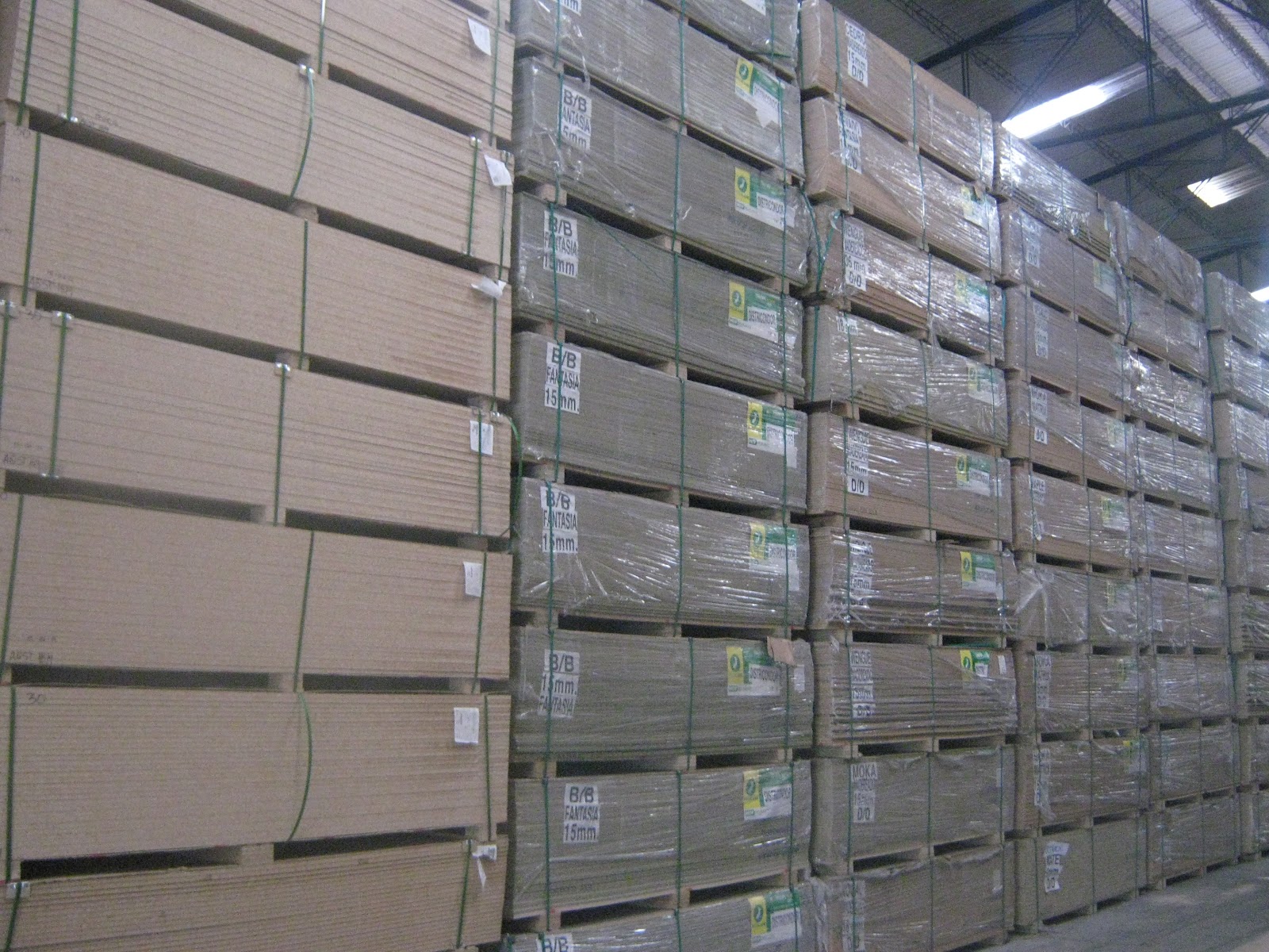 RECEPCION Y ALMACENAMIENTO EN EL CENTRO DE DISTRIBUCION