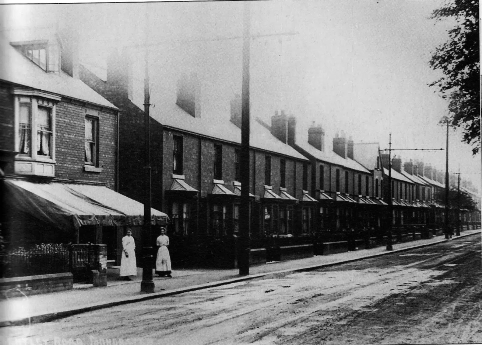 Bentley Village, A History Old Photo Gallery