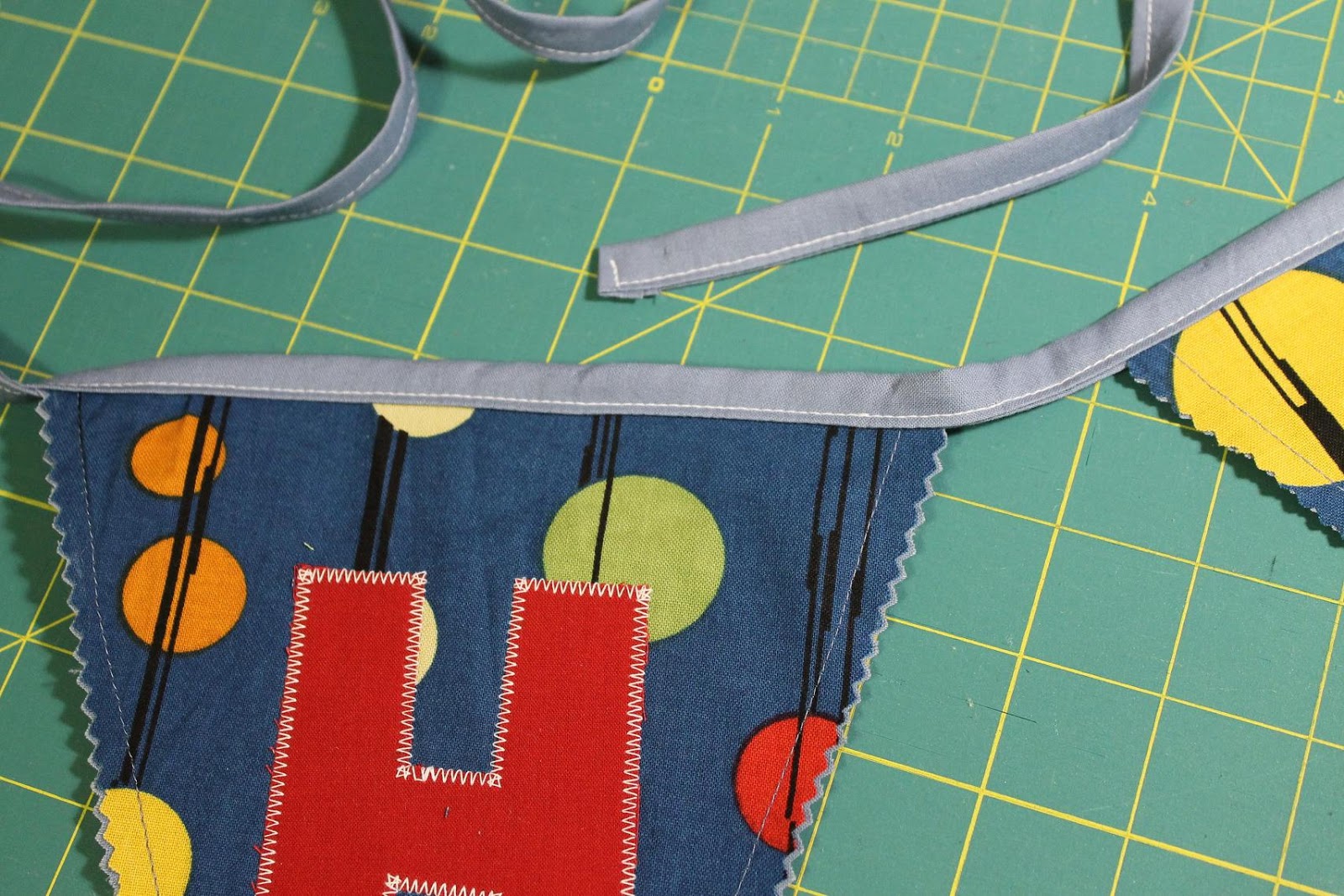 Lilyquilt StraightGrain "Bias Tape" Tutorial