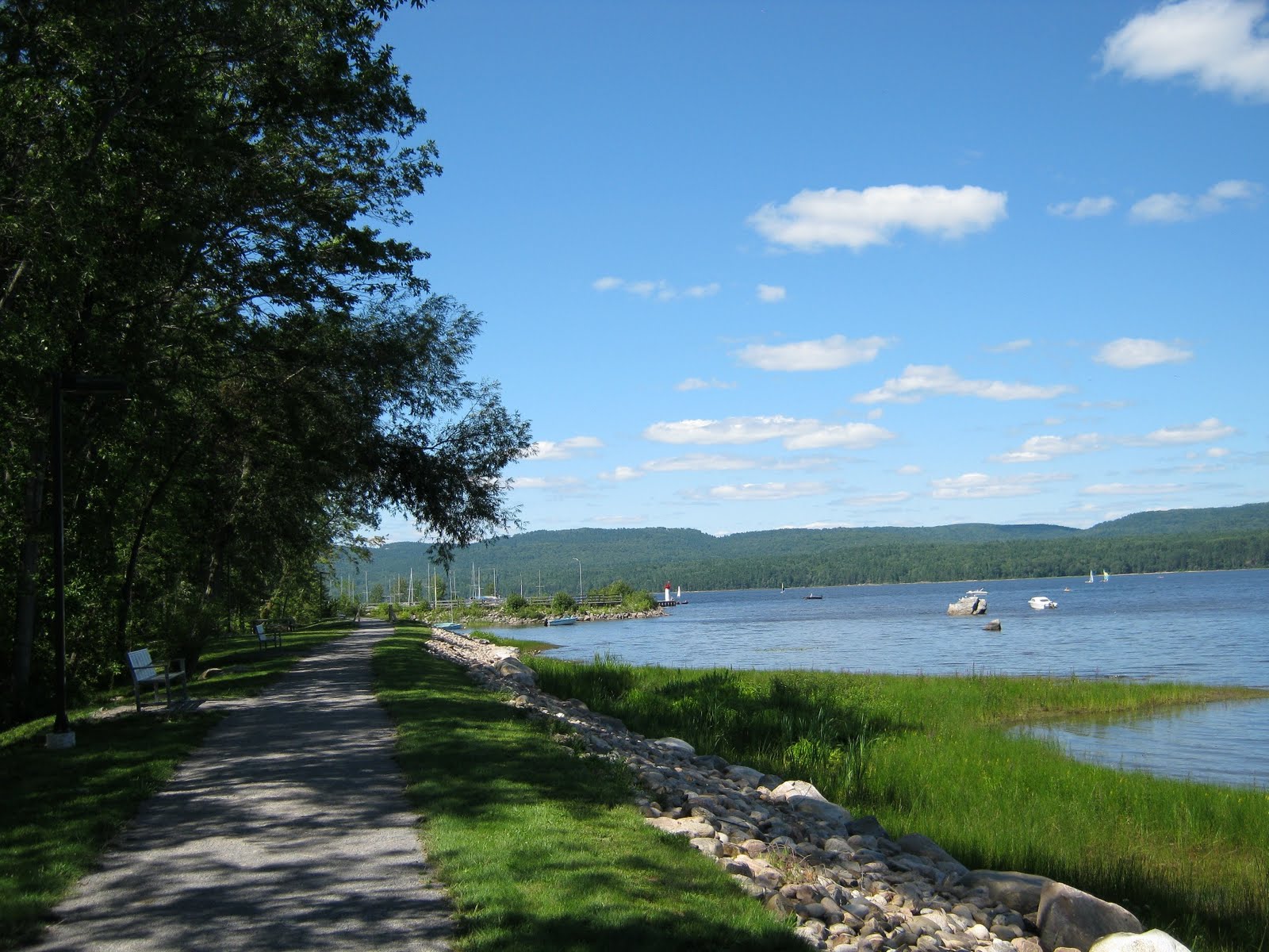 ziniania's corner Beautiful Ottawa River (in Deep River, Ontario)