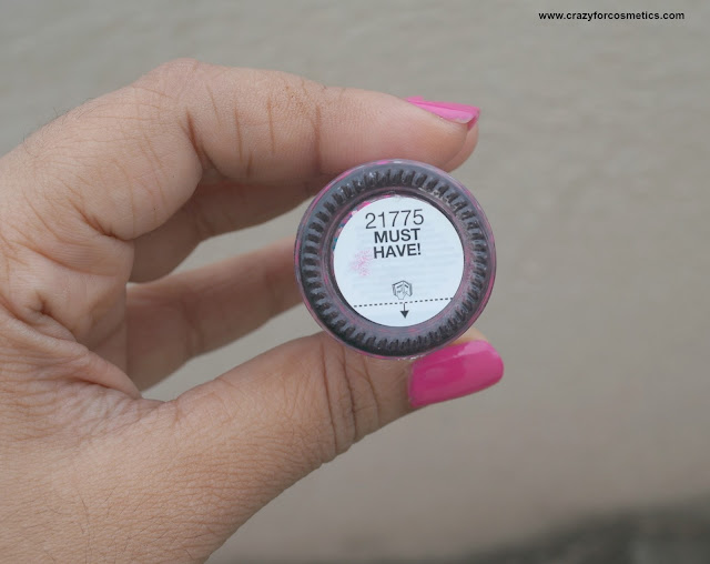 Must have nail color shades for summer